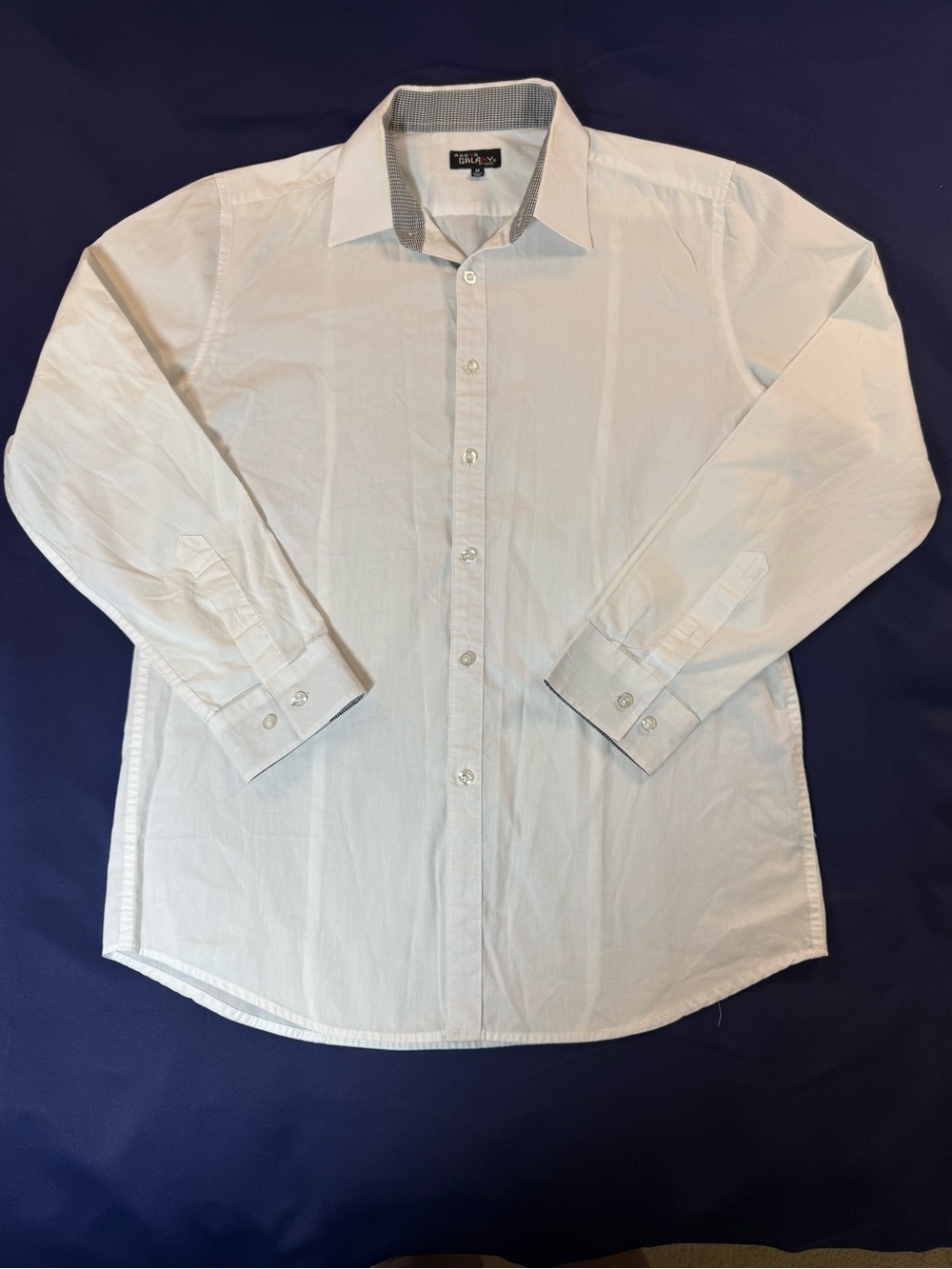Classic White Men's Dress Shirt - Tailored Collar